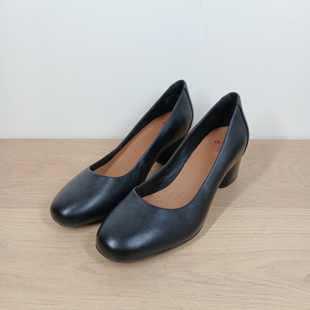 Clarks Pumps Womens 8 Black Leather Unstructured Block Heel Dress Shoes